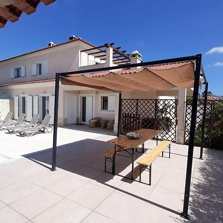 Spacious House In Aldeia Dos Pinheiros With Pool Azeitao Esterno foto