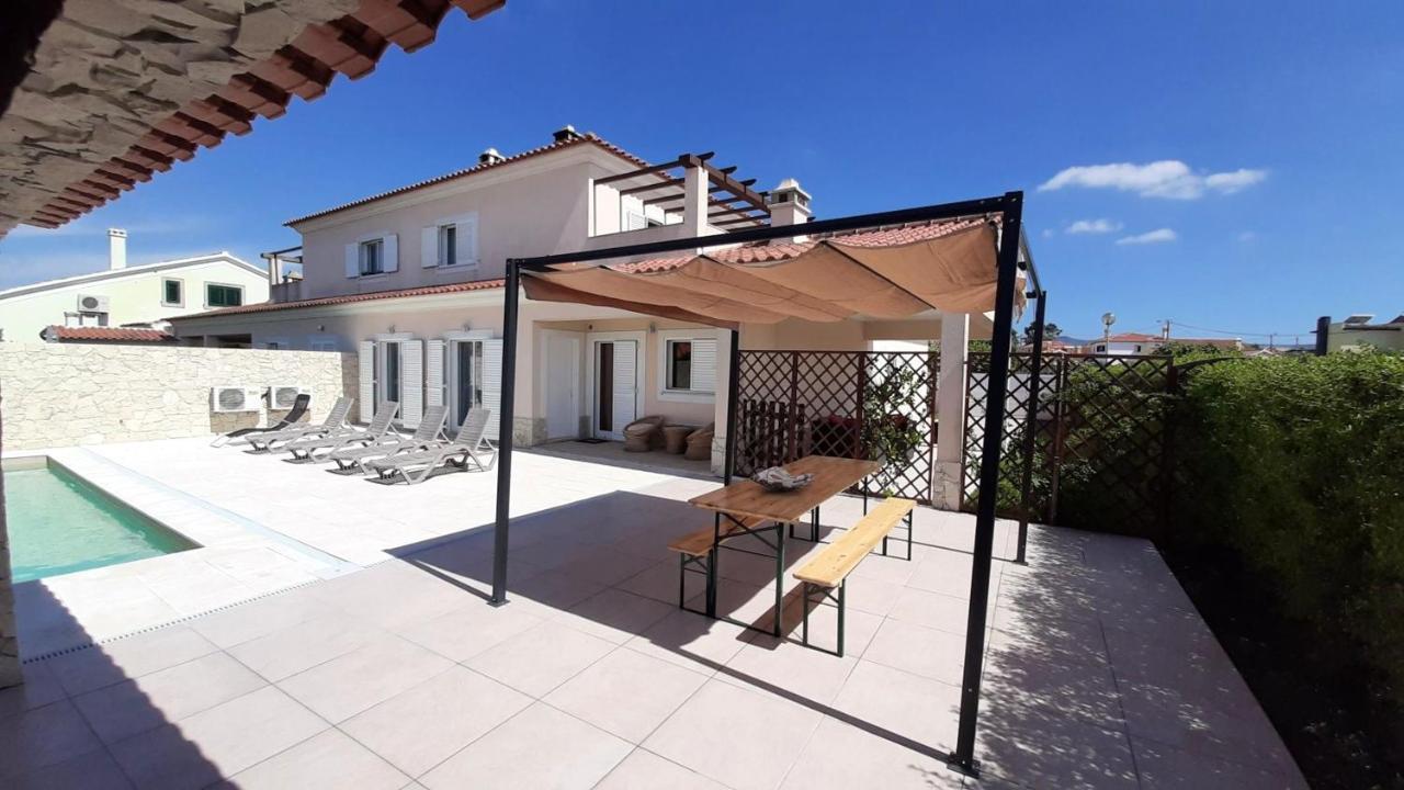 Spacious House In Aldeia Dos Pinheiros With Pool Azeitao Esterno foto