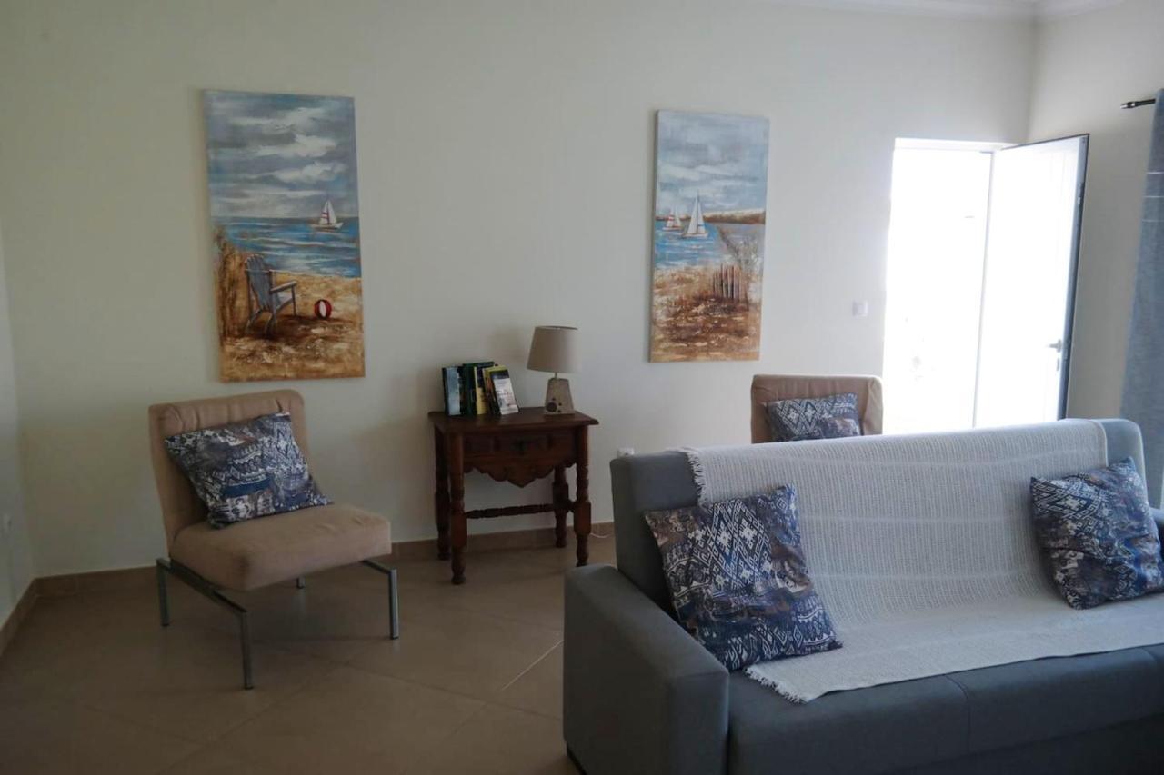 Spacious House In Aldeia Dos Pinheiros With Pool Azeitao Esterno foto