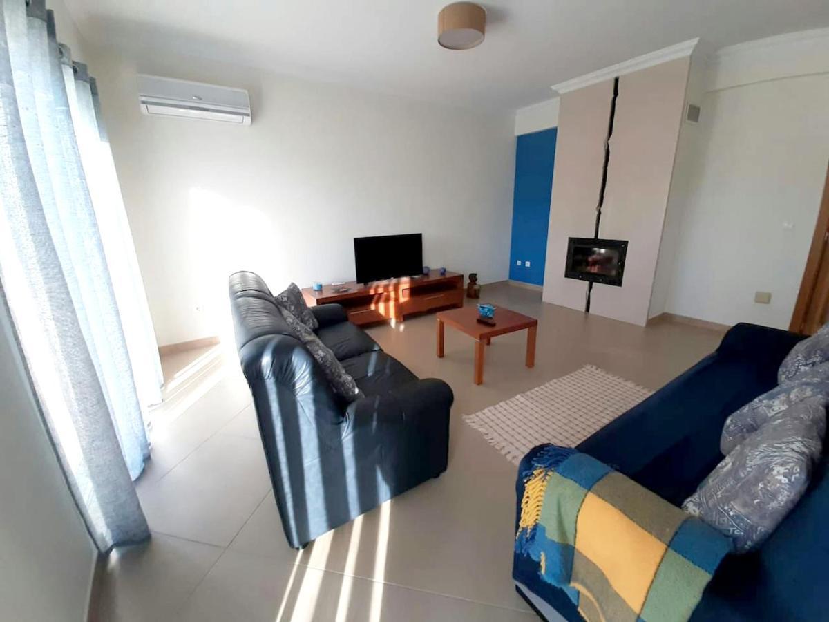 Spacious House In Aldeia Dos Pinheiros With Pool Azeitao Esterno foto