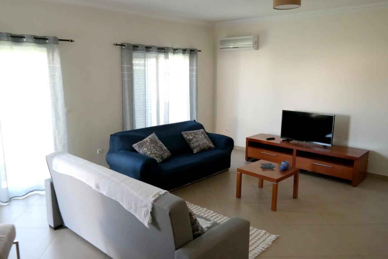 Spacious House In Aldeia Dos Pinheiros With Pool Azeitao Esterno foto