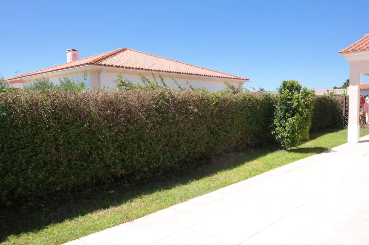 Spacious House In Aldeia Dos Pinheiros With Pool Azeitao Esterno foto